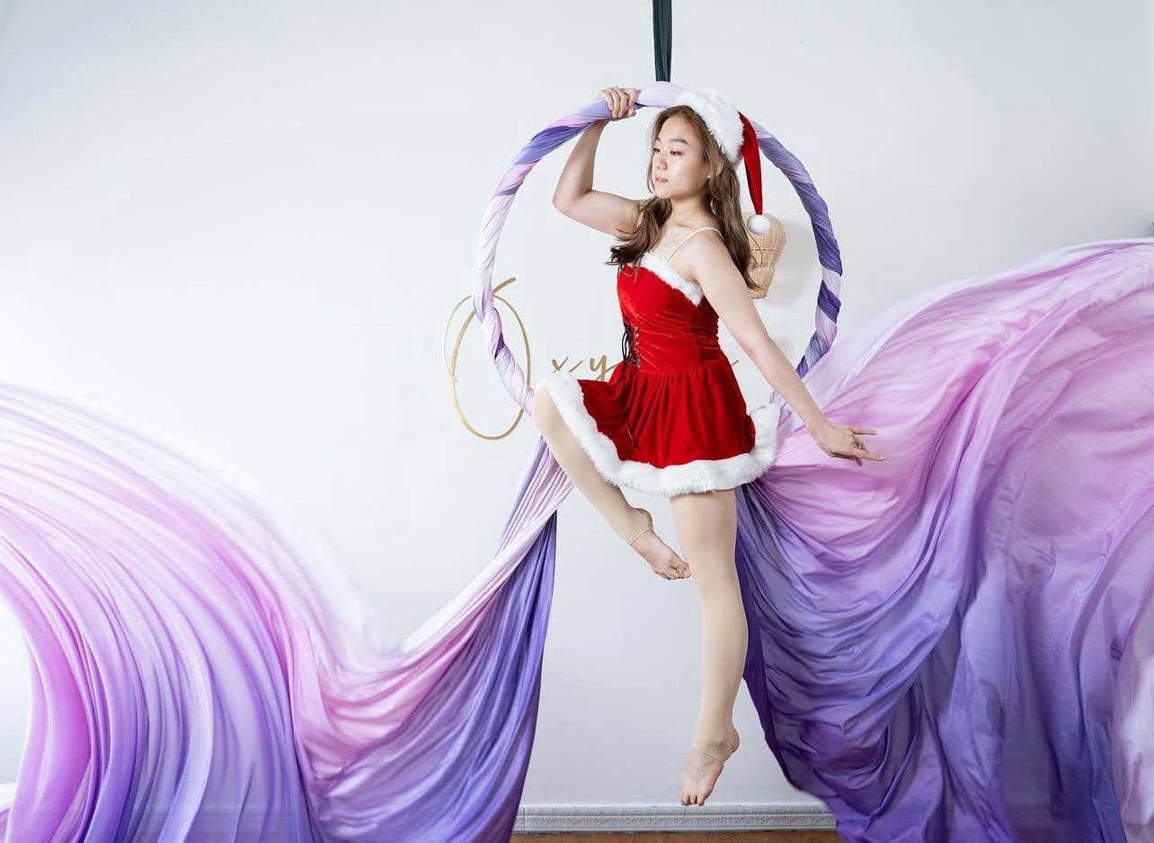 Spinning Aerial Hoop 旋轉空中吊環 *  扣 2 Credits 中階班